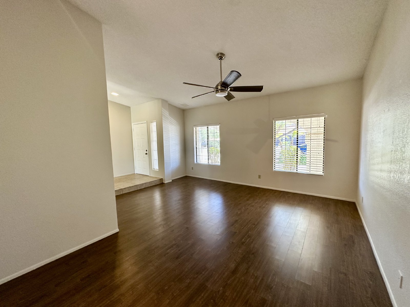 3b/2b close to Kierland Commons Mall! property image