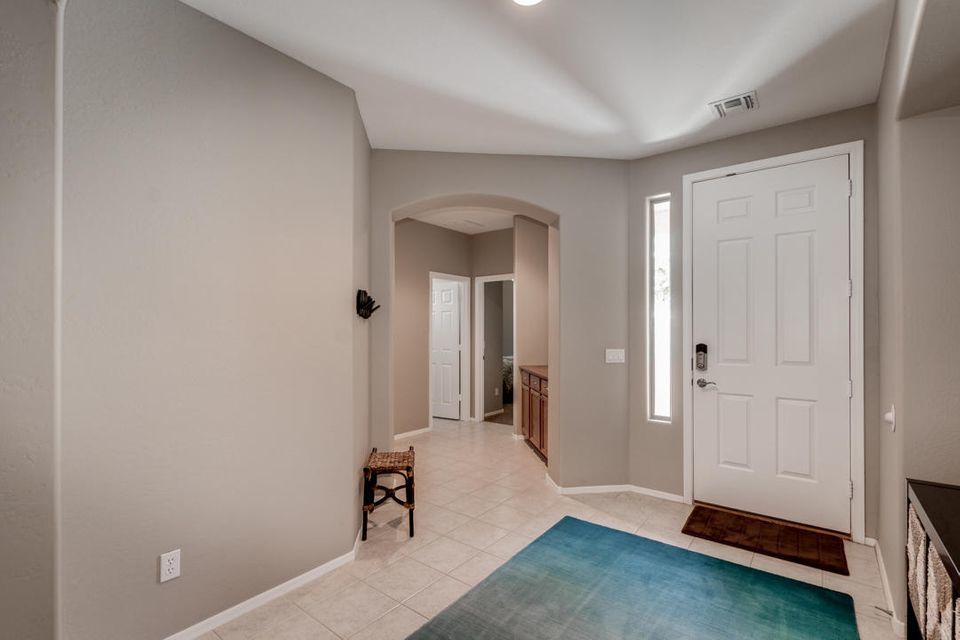 Pristine 3/2 Furnished Vacation Property property image