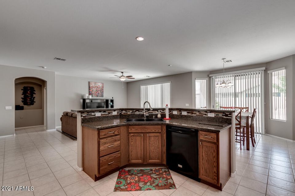 Pristine 3/2 Furnished Vacation Property property image