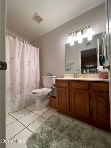 Furnished 2 bed, 2 bath in Westbrook Village property image