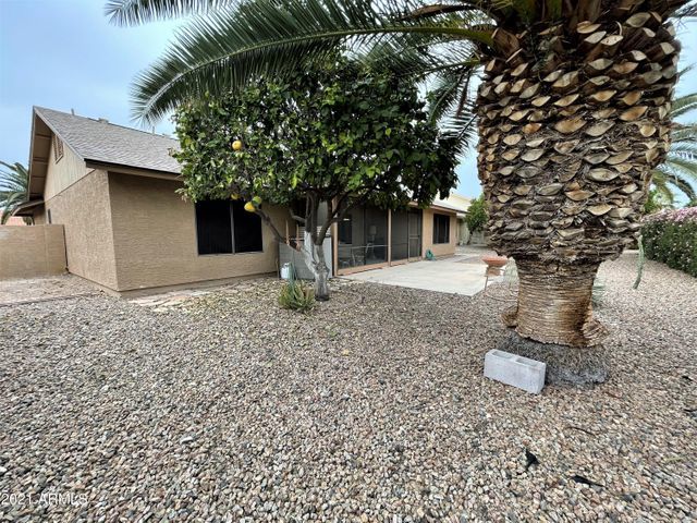 Furnished 2 bed, 2 bath in Westbrook Village property image