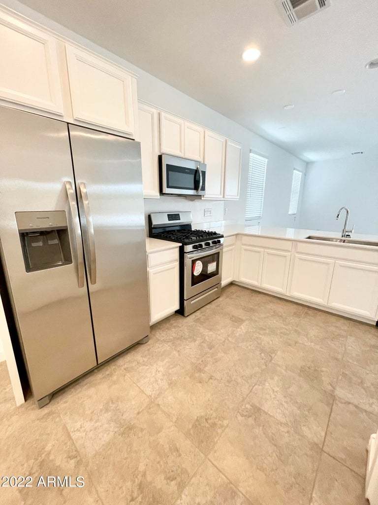 3831 S 63rd Dr property image